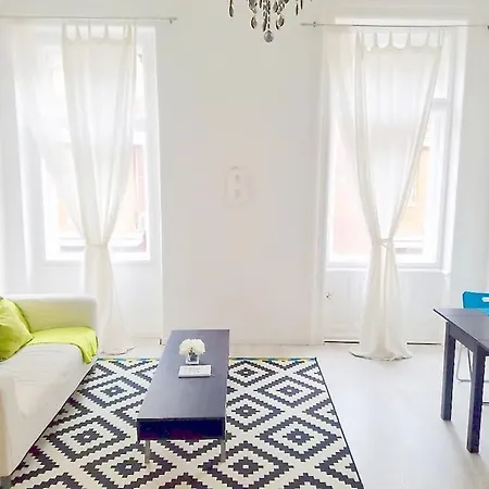 Bright And Cozy - Center Budapeste